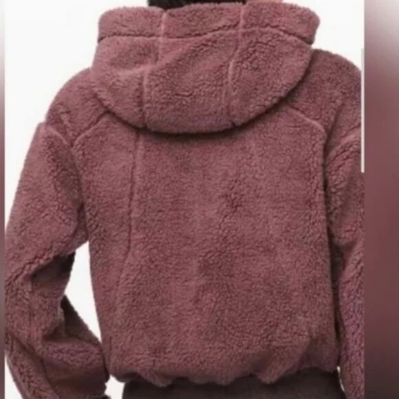 Lululemon Short Sweet And Sherpa Reversible Jacket Size XS - Picture 9 of 9